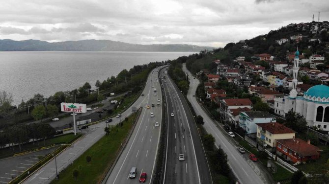 Bayram Dönüşüne Geçen Vatandaşlar Tem’de Yoğunluk Oluşturdu