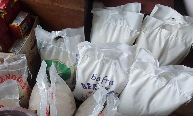 Bafra Umut Derneği’nden Gıda Ve Giysi Desteği