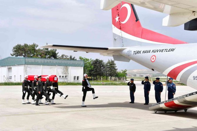 Şehit Talha Bahadır’ın Naaşı Memleketi Yalova’ya Uğurlandı