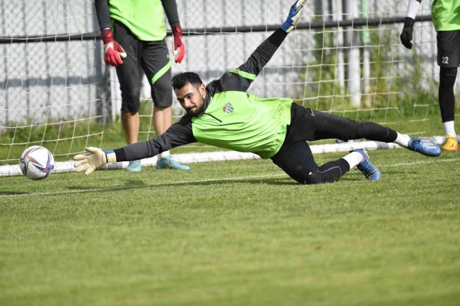 Bursaspor’da Ümraniyespor Maçı Hazırlıkları Devam Ediyor