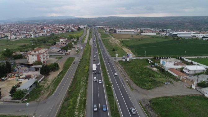 Tekirdağ Yollarında Tatil Dönüşü Yoğunluğu