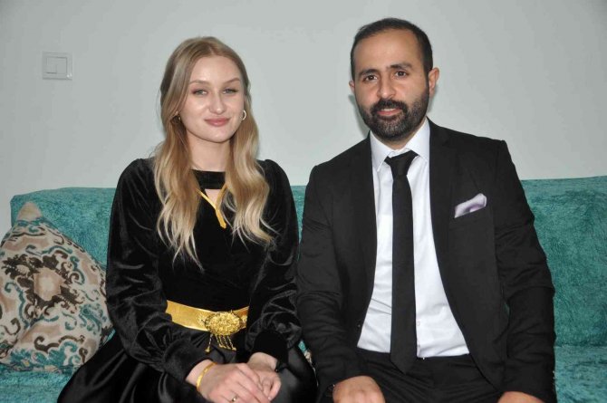 Ukranya-rusya Savaşı Nedeniyle Nişan Törenlerini Yüksekova’da Gerçekleştirdiler