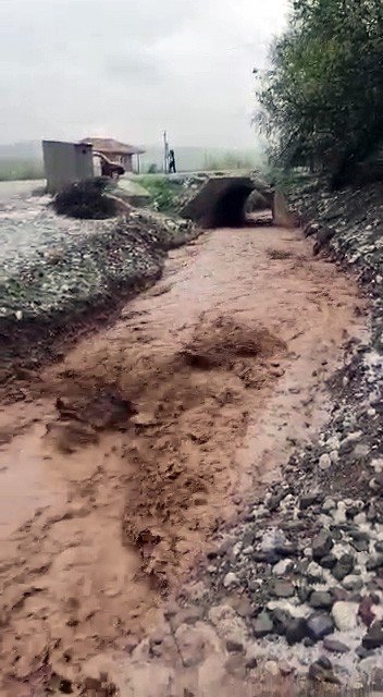Yozgat’ta Dolu Yağışı Etkili Oldu