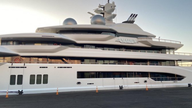 Rus Oligarkın 300 Milyon Doalarlık Yatına Abd’nin Talebi Üzerine Fiji’de El Konuldu