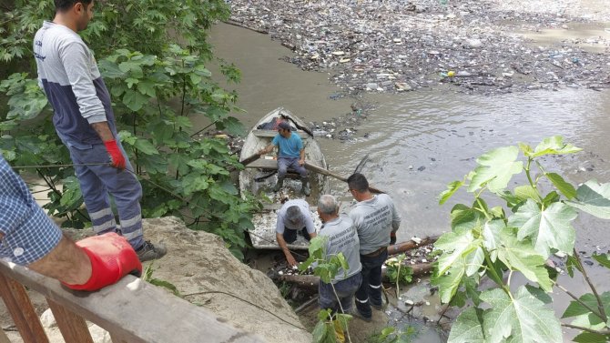 Yerköprü Piknik Alanı Ve Çakıt Çayı’nda Temizlik