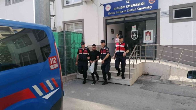 Çocuğa Cinsel İstismar Ve Hırsızlık Suçundan Hükümlü Cezaevi Firarisi Yakalandı