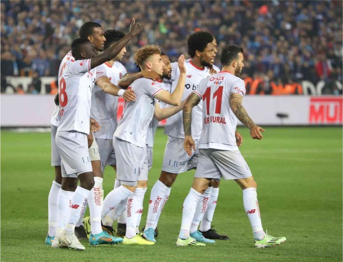Antalyaspor’da Hedef Yenilmezlik Serisini 14’e Çıkarmak