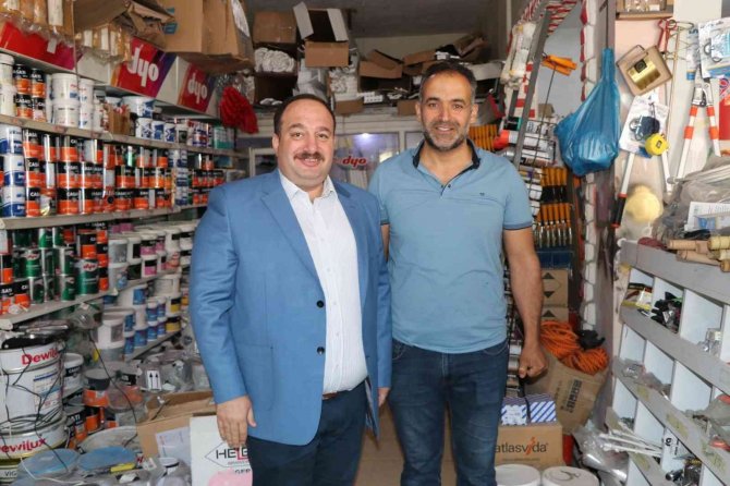 Başkan Ekinci Mesaiye Esnaf Gezisi İle Başladı