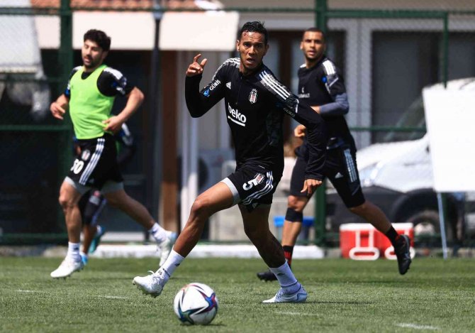 Beşiktaş, Fenerbahçe Derbisi Hazırlıklarını Sürdürdü