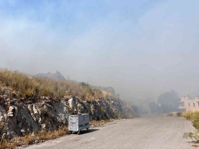 Bodrum’da Otluk Ve Makilik Alanda Yangın