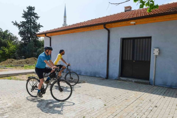Bursa’da Eski Köy Okulları Bisiklet Evi Oluyor
