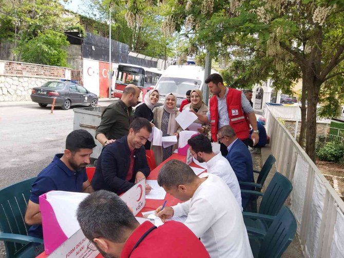 Türk Kızılayı Dicle’de Kan Bağışı Kampanyası Düzenledi