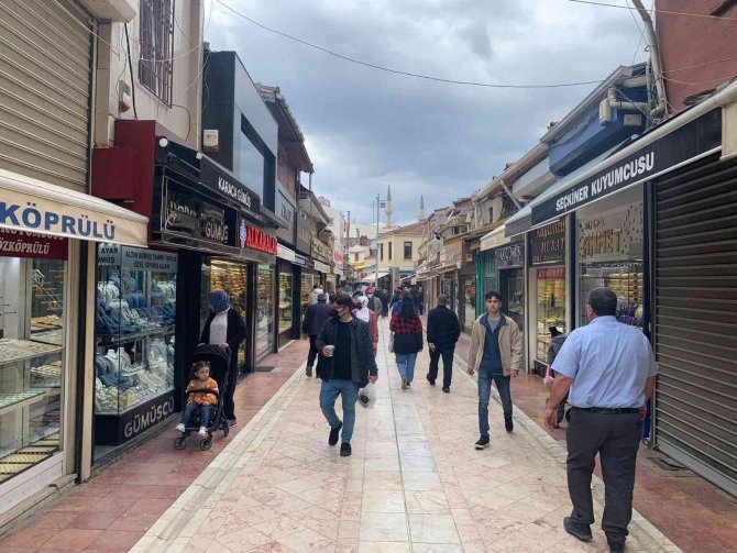 Kuyumcularda Düğün Sezonu Hareketliliği Başladı