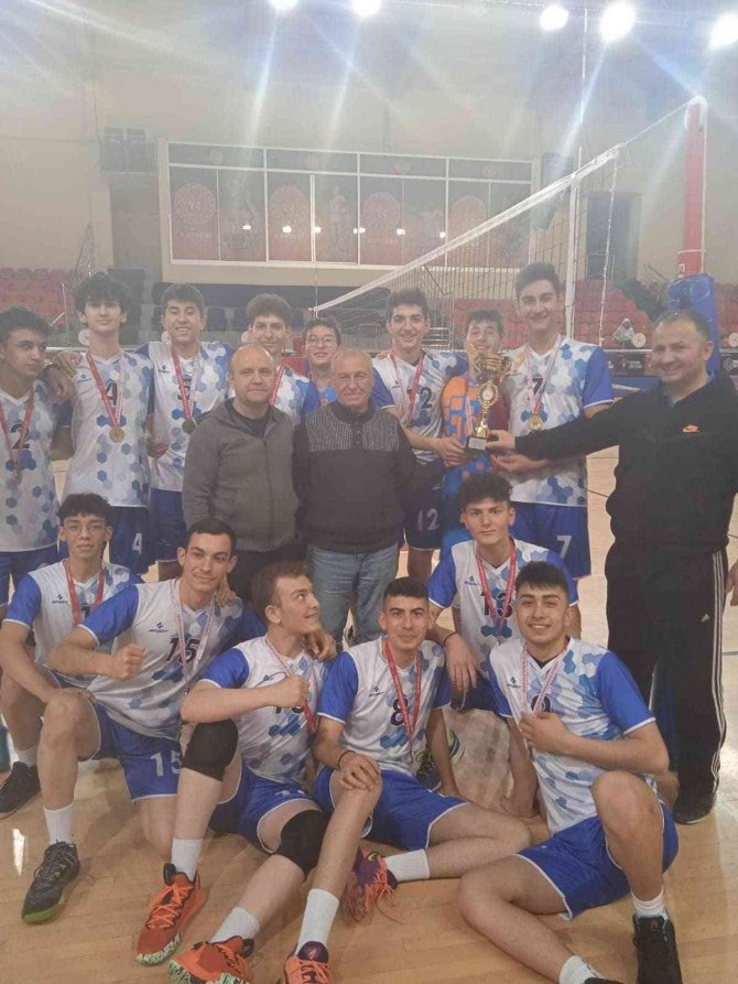 Voleybol Altyapılar Türkiye Şampiyonası’na Kayseri 7 Takım İle Katılacak