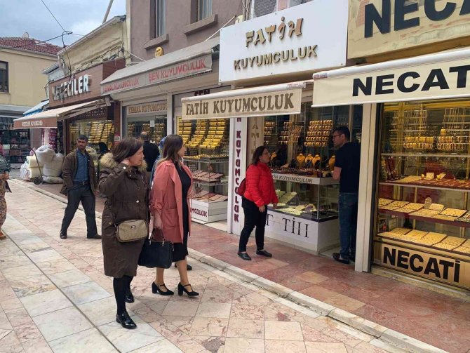 Kuyumcularda Düğün Sezonu Hareketliliği Başladı