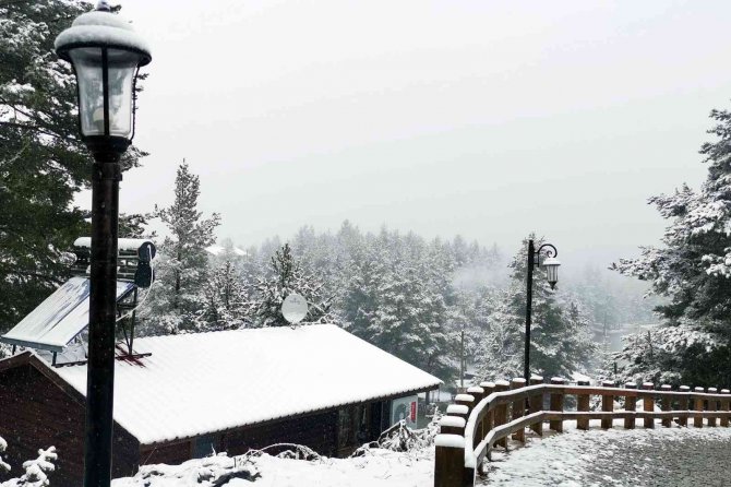 Gümüşhane Dağları Mayıs Ayında Beyaza Büründü