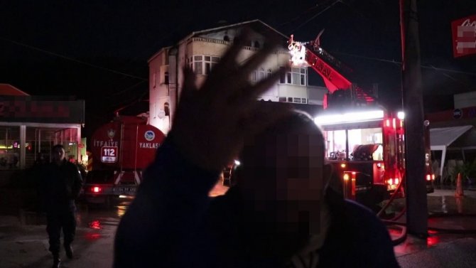 Yangını Haberleştirmek İsteyen Basın Mensuplarını Engellemeye Çalıştı