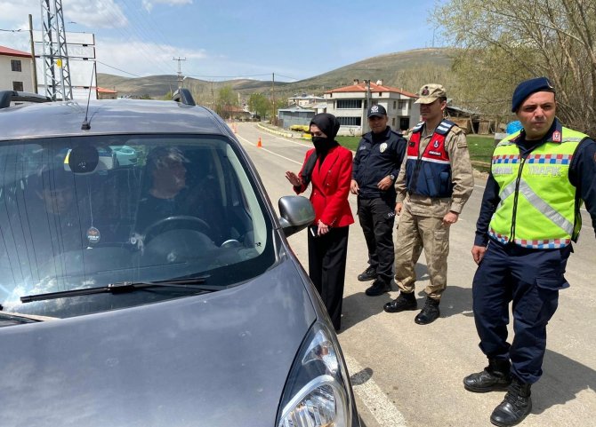 Kaymakam Büyükkılıç, Trafik Denetimlerine Katıldı