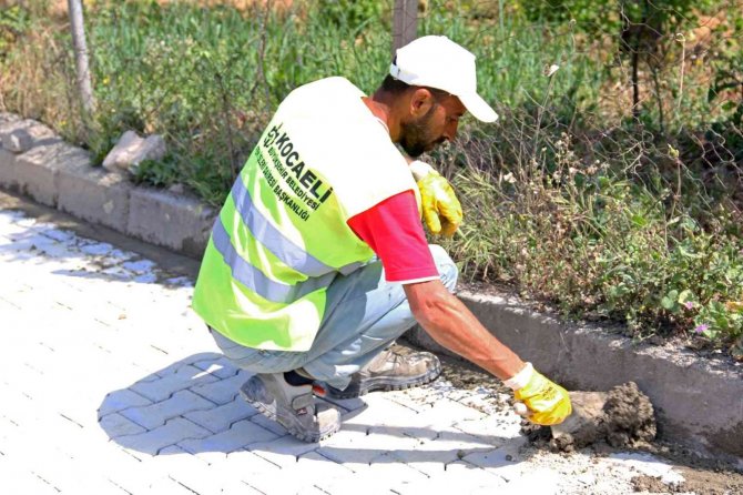 Gebze Topal Osman Ağa Caddesi, Kilitli Parke Taşı İle Yenilendi