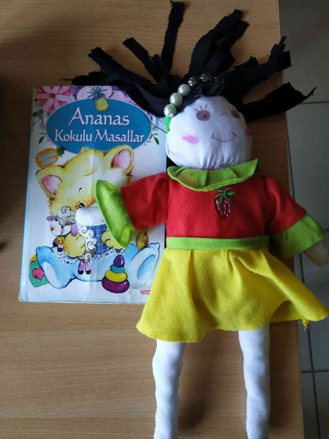 Köyceğiz’de Okunan Kitap Kahramanlarının Kuklası Yapılıyor