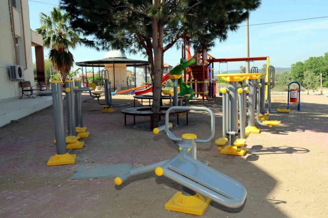 Manavgat Belediyesi’nden Perakende Ve Denizkent’e Park