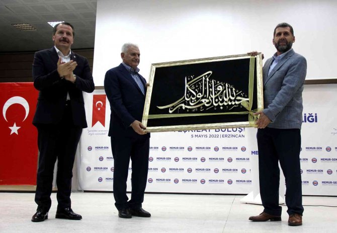 Binali Yıldırım, Memur-sen Erzincan İ̇l Temsilciliği Teşkilat Buluşması’na Katıldı