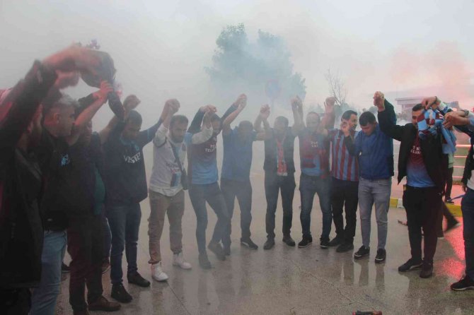Trabzonspor, Hatay’da Coşku İle Karşılandı