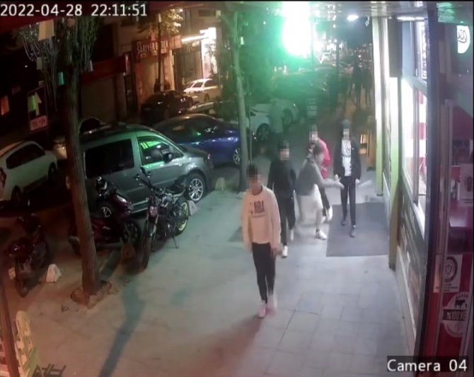 İ̇stanbul’da Çiğköftecide Dehşet Anları: Çocukları Darbedip Bodruma Kilitlediler