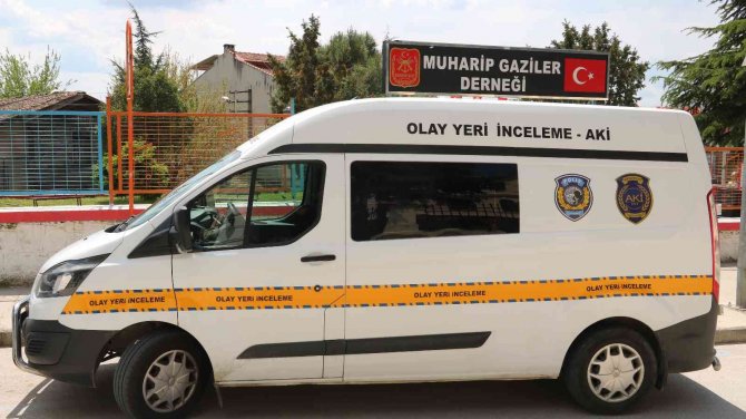 Gazi Derneği’ne Giren Hırsıza Seslendiler: "Gazi Maaşımızı Vermeye Hazırız, Çok Önemli Arşivlerimiz Var Geri Getirin"