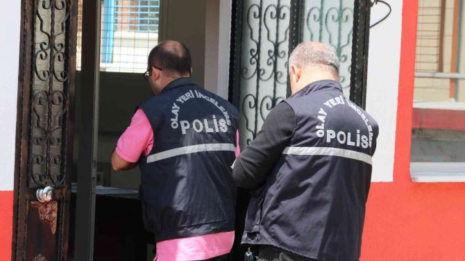 Gazi Derneği’ne Giren Hırsıza Seslendiler: "Gazi Maaşımızı Vermeye Hazırız, Çok Önemli Arşivlerimiz Var Geri Getirin"