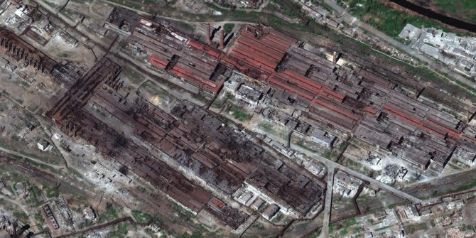 Rus Ordusunun Azovstal Fabrikasını Vurduğu Anlar Paylaşıldı