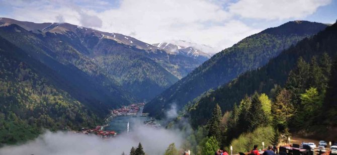 Ramazan Bayramı Tatilinde Uzungöl’e Yoğun İlgi