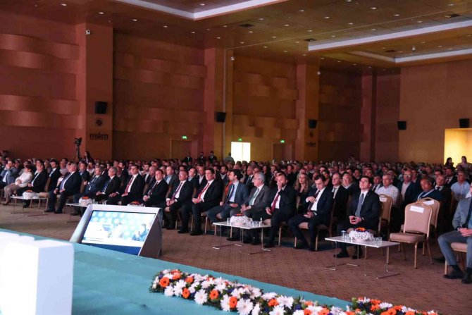 Aesob Başkanı Adlıhan Dere Güven Tazeledi