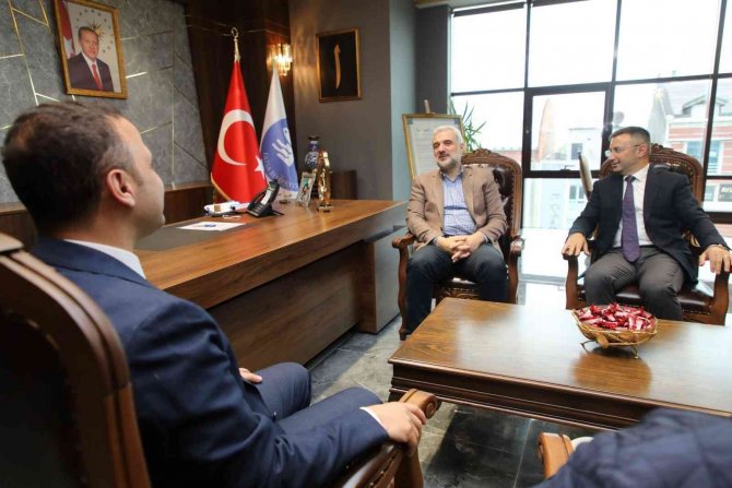 İ̇l Başkanı Kabaktepe: “Daha Güzel İşlere İmza Atacağımız Bir Süreç Geçirmeyi Hedefliyoruz”