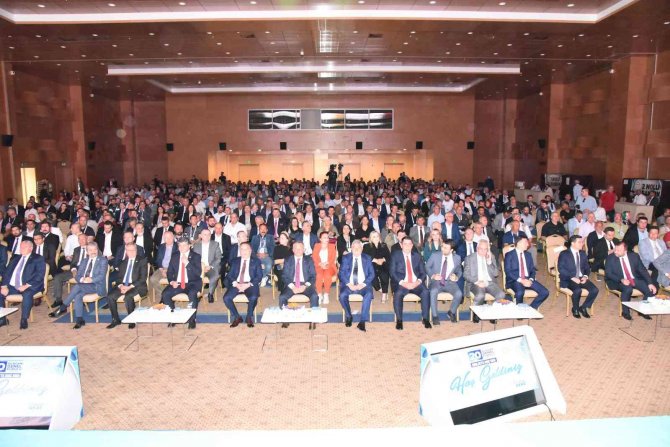 Aesob Başkanı Adlıhan Dere Güven Tazeledi