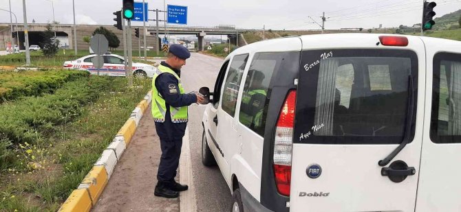 Balıkesir’de Jandarmadan Radarlı Hız Kontrolü