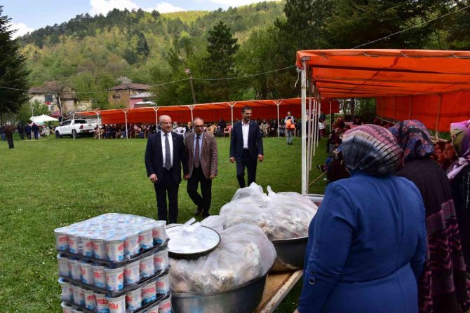 Bozüyük Aksutekke Köyü’nde Geleneksel Hıdrellez Şenliği