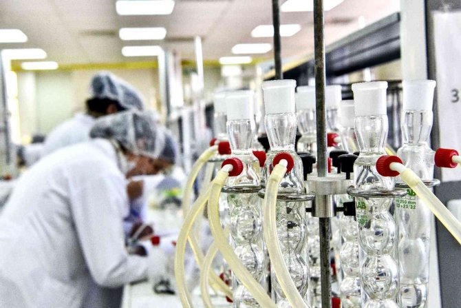 Geleceğin Eczacı Adaylarının Tercihi Anadolu Üniversitesi