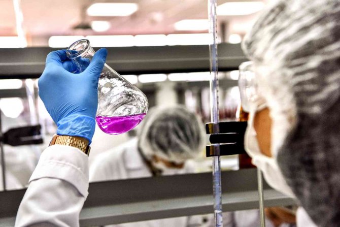 Geleceğin Eczacı Adaylarının Tercihi Anadolu Üniversitesi