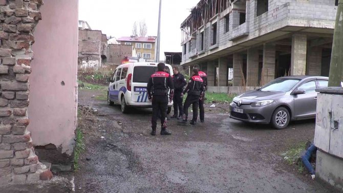 Metruk Binadaki Hırsızlık Şüphelisi Suçüstü Yakalandı