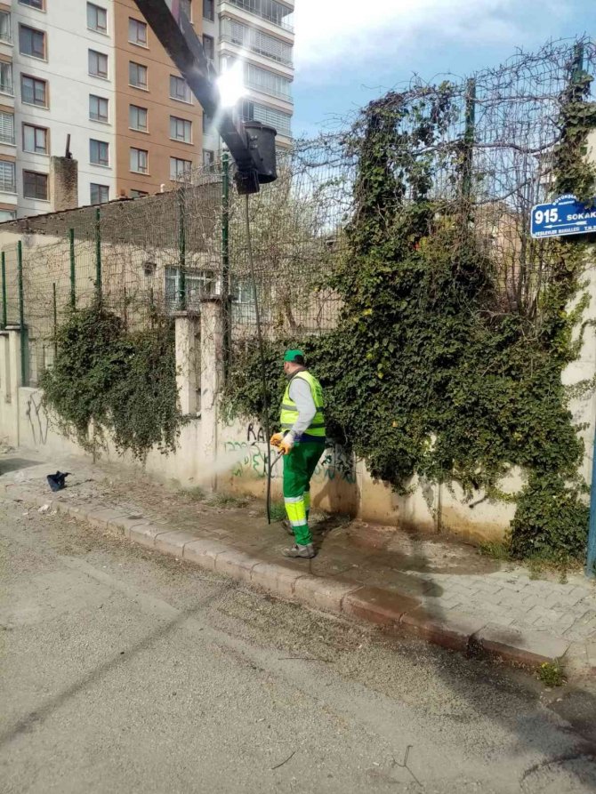 Yenimahalle Sokaklarında Temizlik Çalışması
