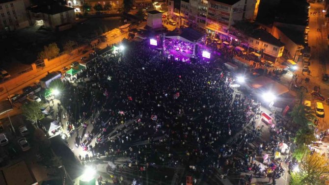 Hıdırellez Ve Dallık Şenlikleri’nde Konserler Düzenlendi