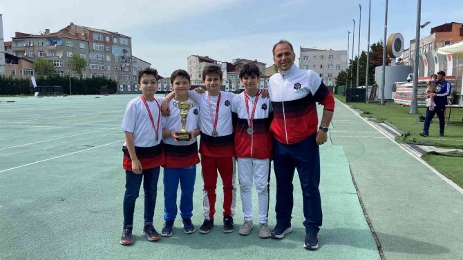 İ̇hlas Koleji Sportif Başarılarına Devam Ediyor