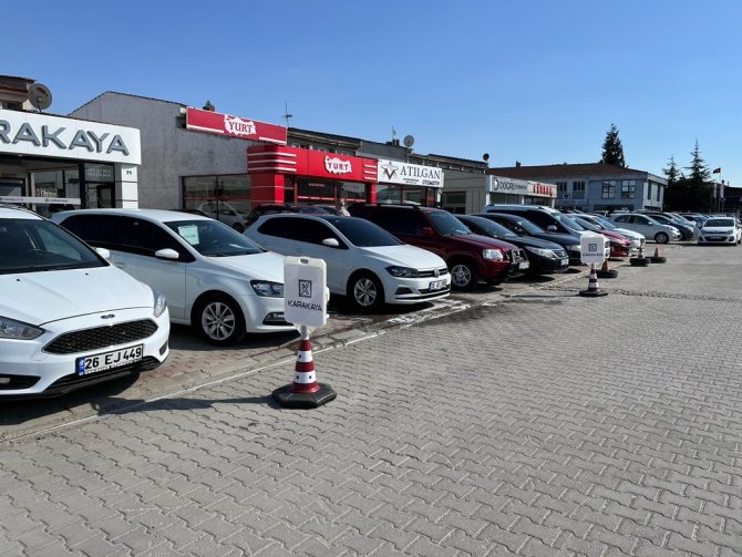 Orta Sınıf Araçlara Talep Her Geçen Gün Azalıyor