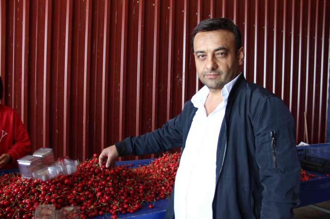 Kirazda Fiyatlar Düştü