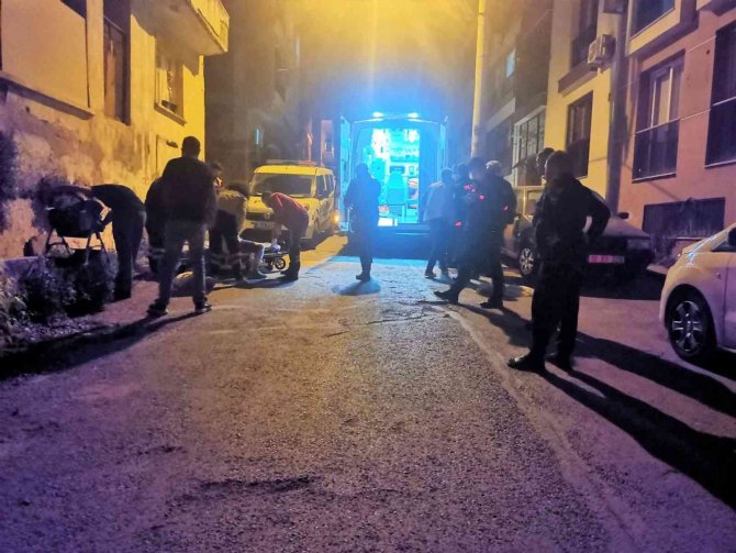 İ̇zmir’de Korkunç Olay: Yanında Bebeği Bulunan Anne, Bir Başka Kadın Tarafından Defalarca Bıçaklandı