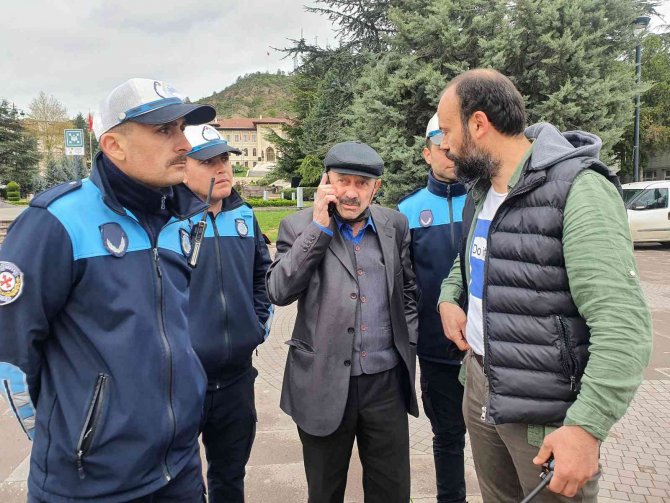 ’Bankaya Operasyon Yapacağız’ Diyerek 7 Bin Dolarını Dolandırmak İstediler, Ekipler Kurtardı