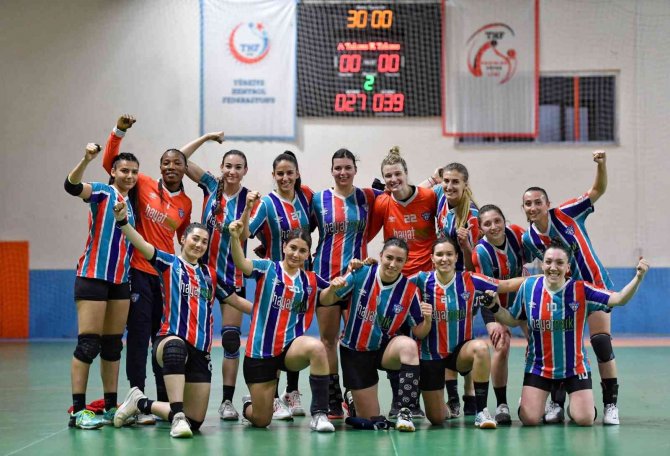 Mavi Kelebekler Kupaya Odaklandı