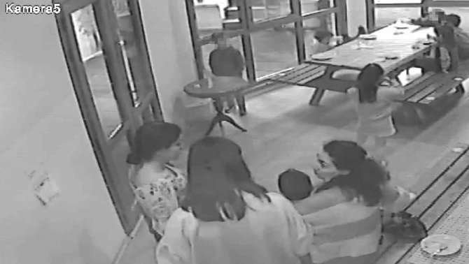 Büyükada’da, Kontenjan Açmak İçin 4 Yaşındaki Çocuğu ‘Engelli’ Diyerek Kreşten Attılar