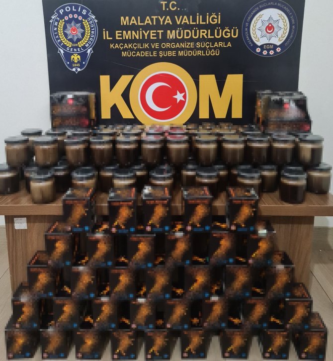 Yolcu Otobüsünde Esrar İle Cinsel İçerikli Ürün Ele Geçirildi
